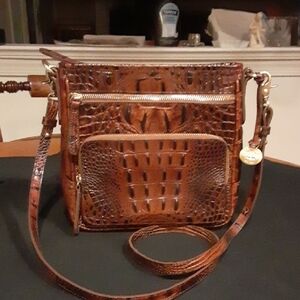 NWOT Brahmin Melbourne Cleo  Elegant PecanBrown Crocodile-Embossed Crossbody Bag